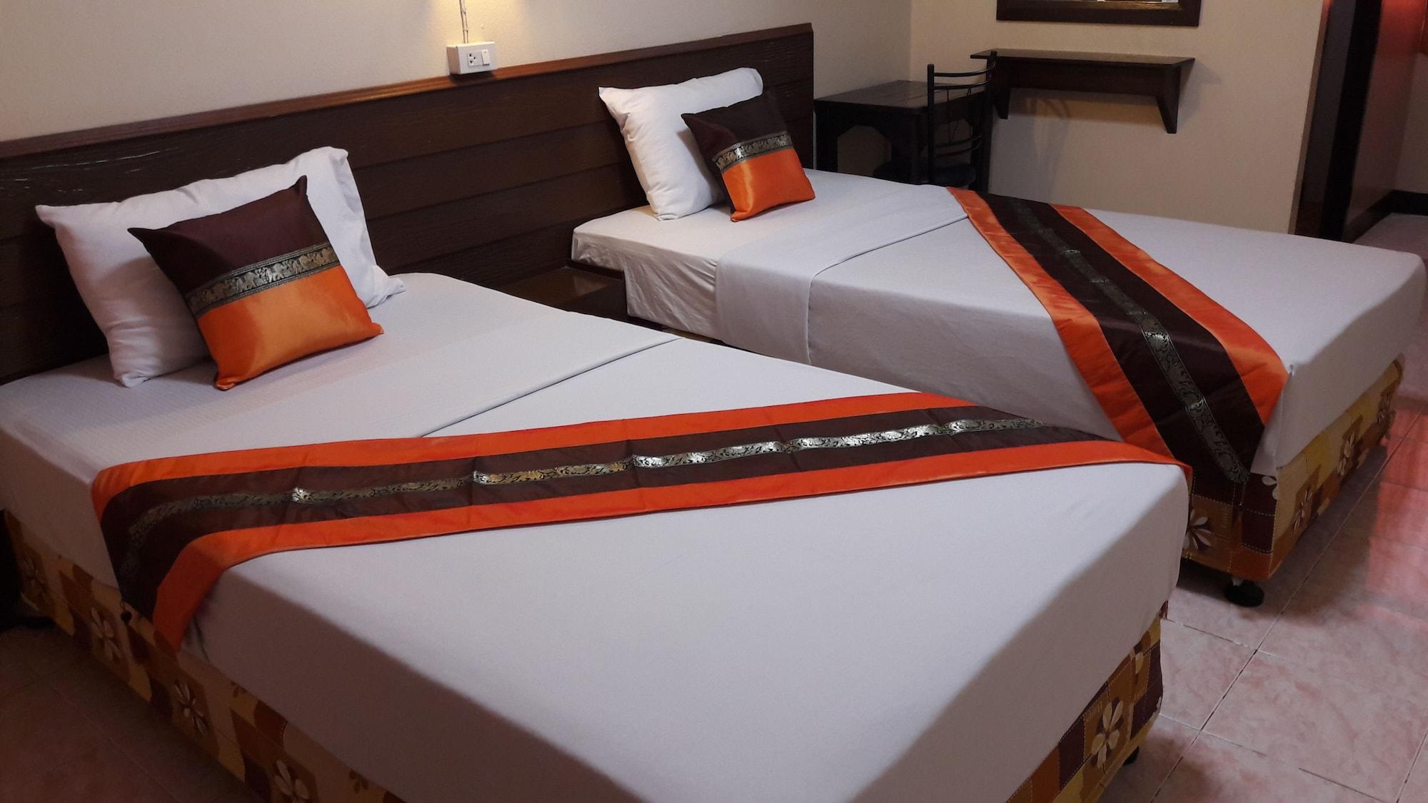 Lanna Thai Guesthouse Чиангмай Екстериор снимка
